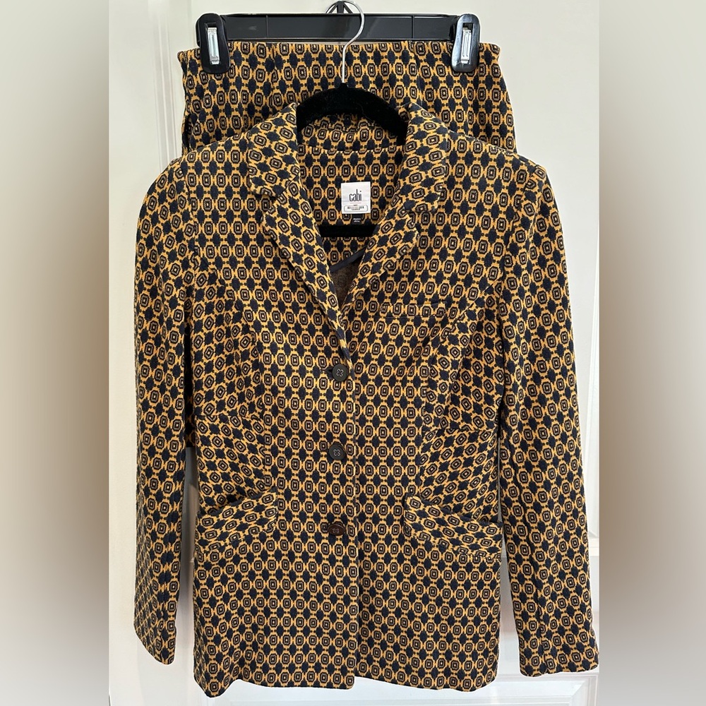 Cabi Kensington Proper Standout Medallion Print 2 Piece Suit - XS